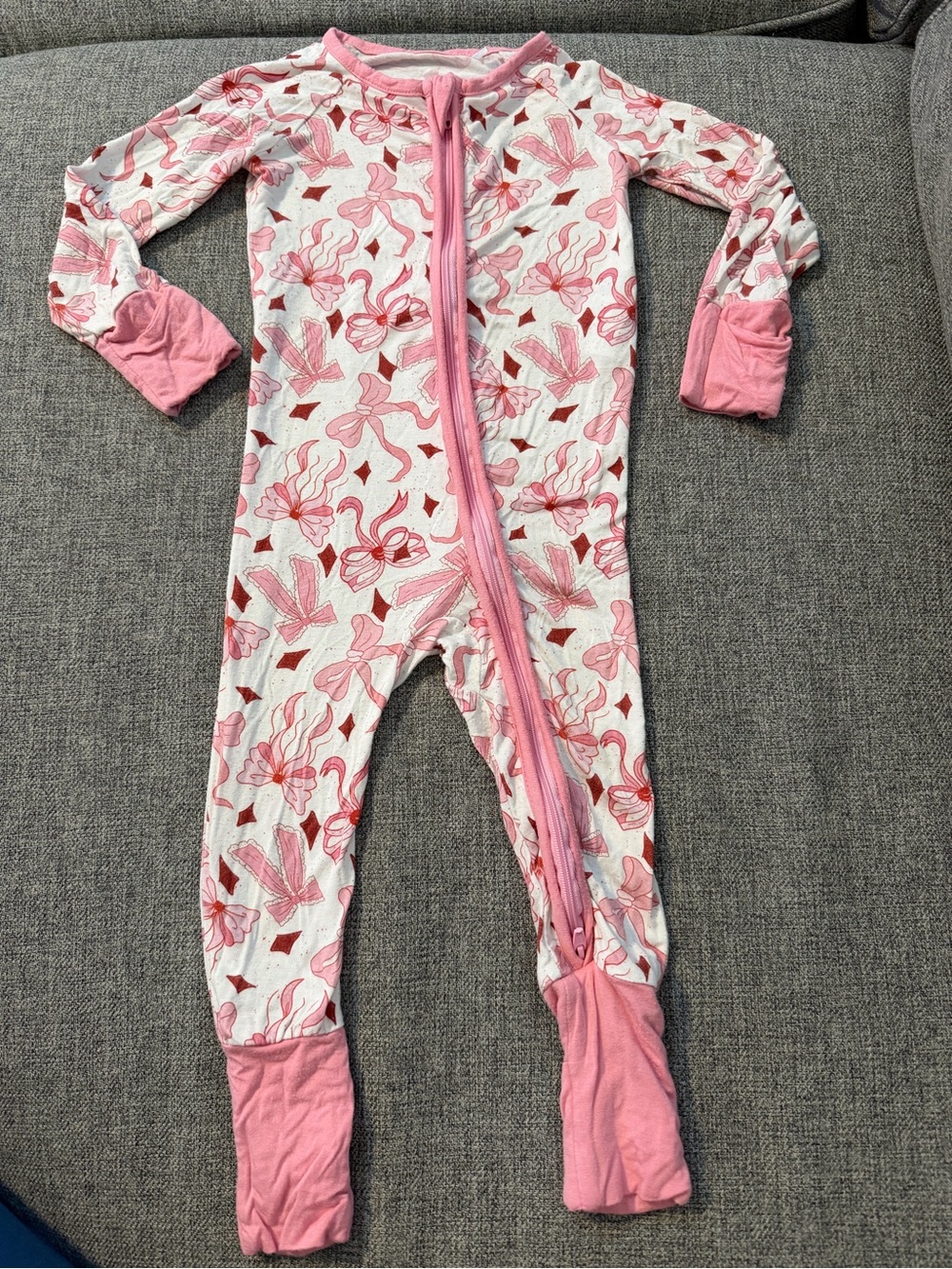 Pink Floral Print Kids One-Piece Footie with 2 way Zipper size 9-12m Bamboo GUC
